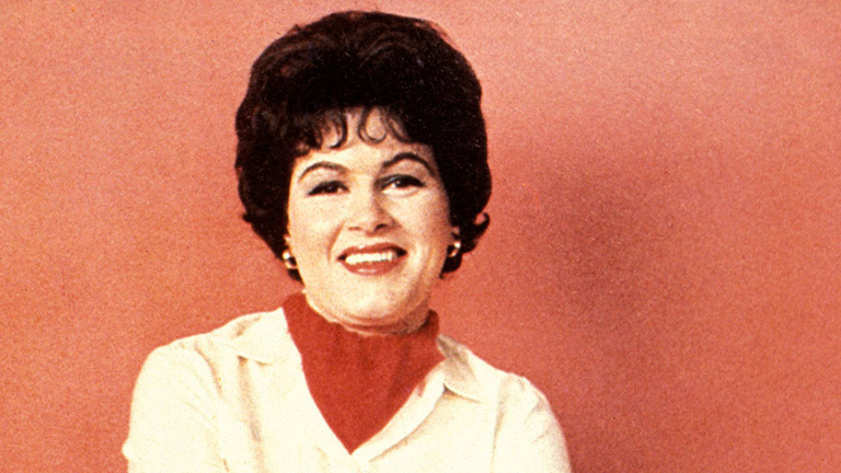 pictures singer Patsy Cline