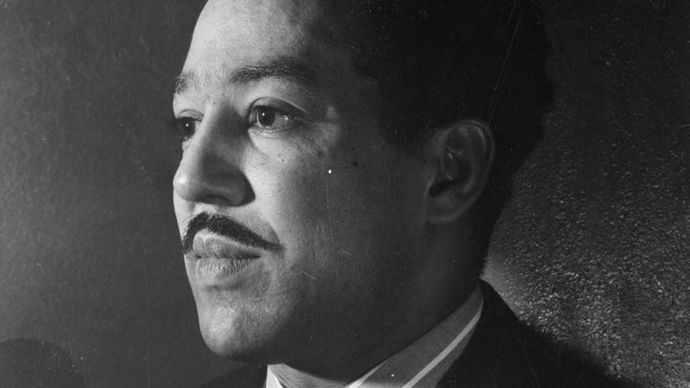 LANGSTON HUGHES - Biography - Poet, Playwright - Biography.