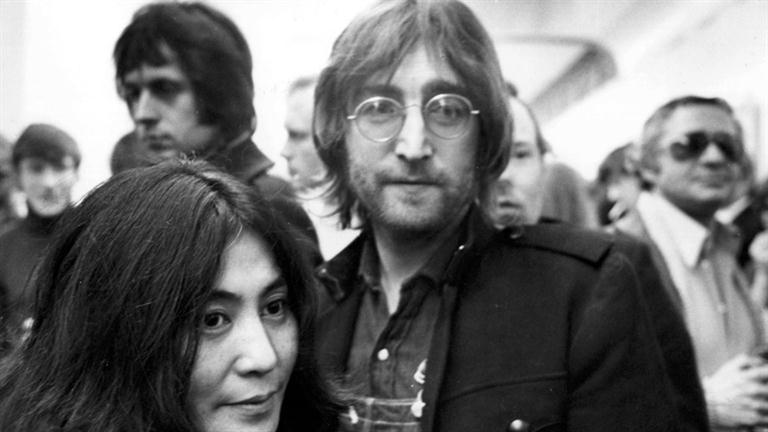 John Lennon couple