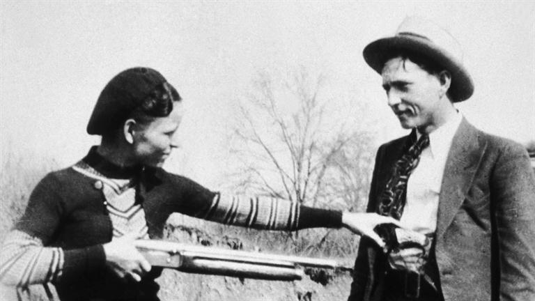 Bonnie-and-Clyde_Lovers-on-the-Lamb_HD_768x432-16x9.jpg