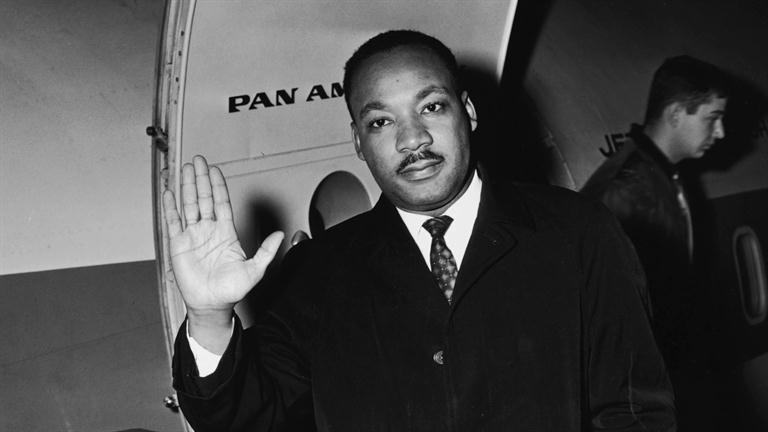 short bio of martin luther king jr